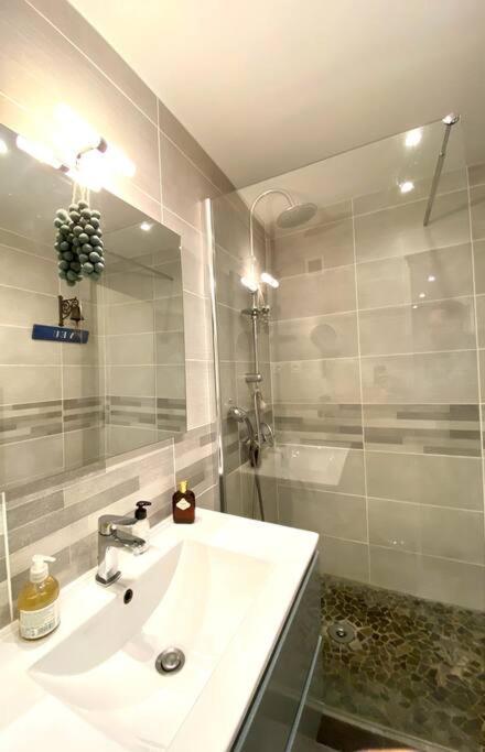 Appartement Chaleureux Entre Zola Et Proce. Nantes Exteriér fotografie